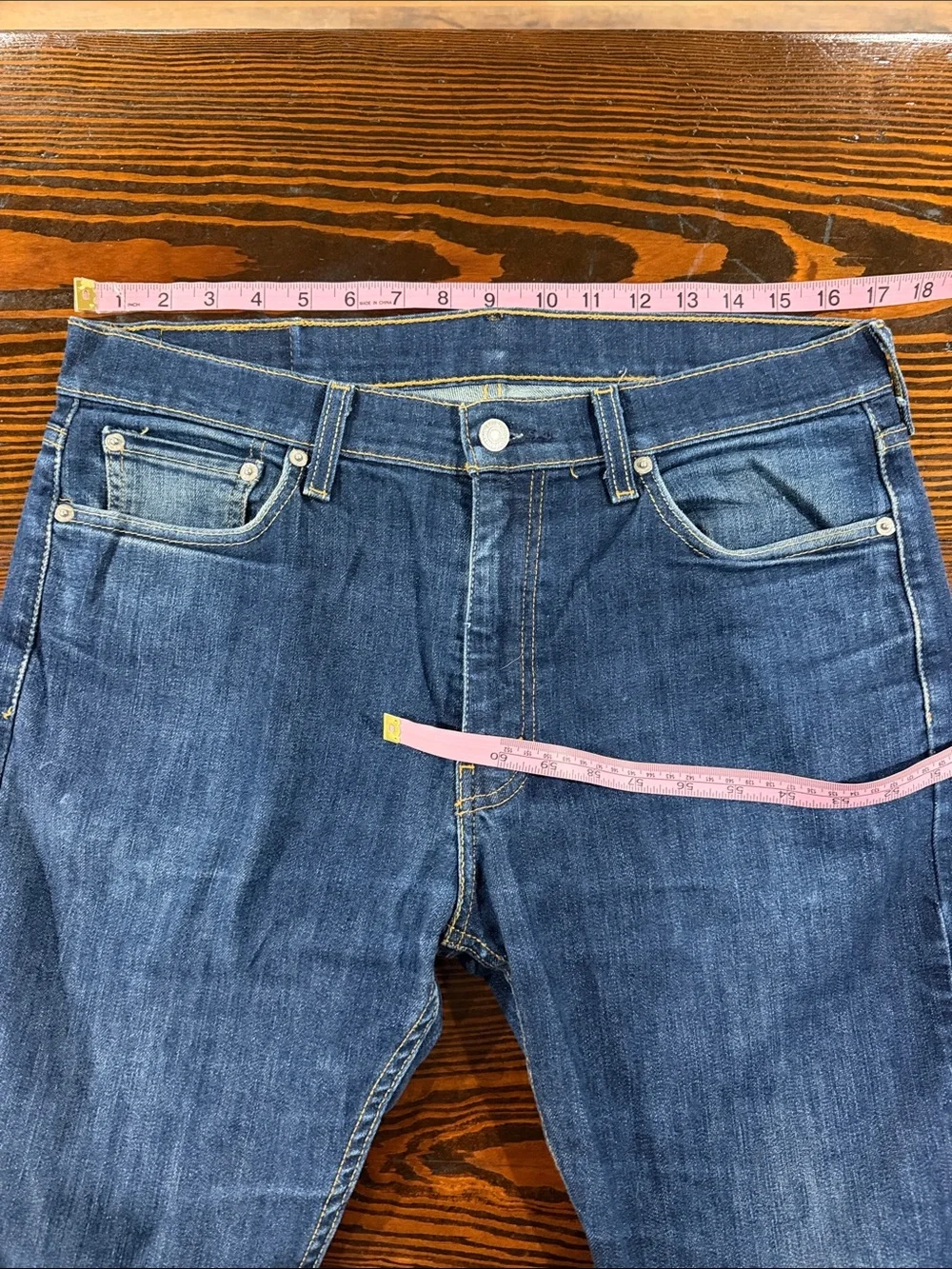 Levis straight silhouette